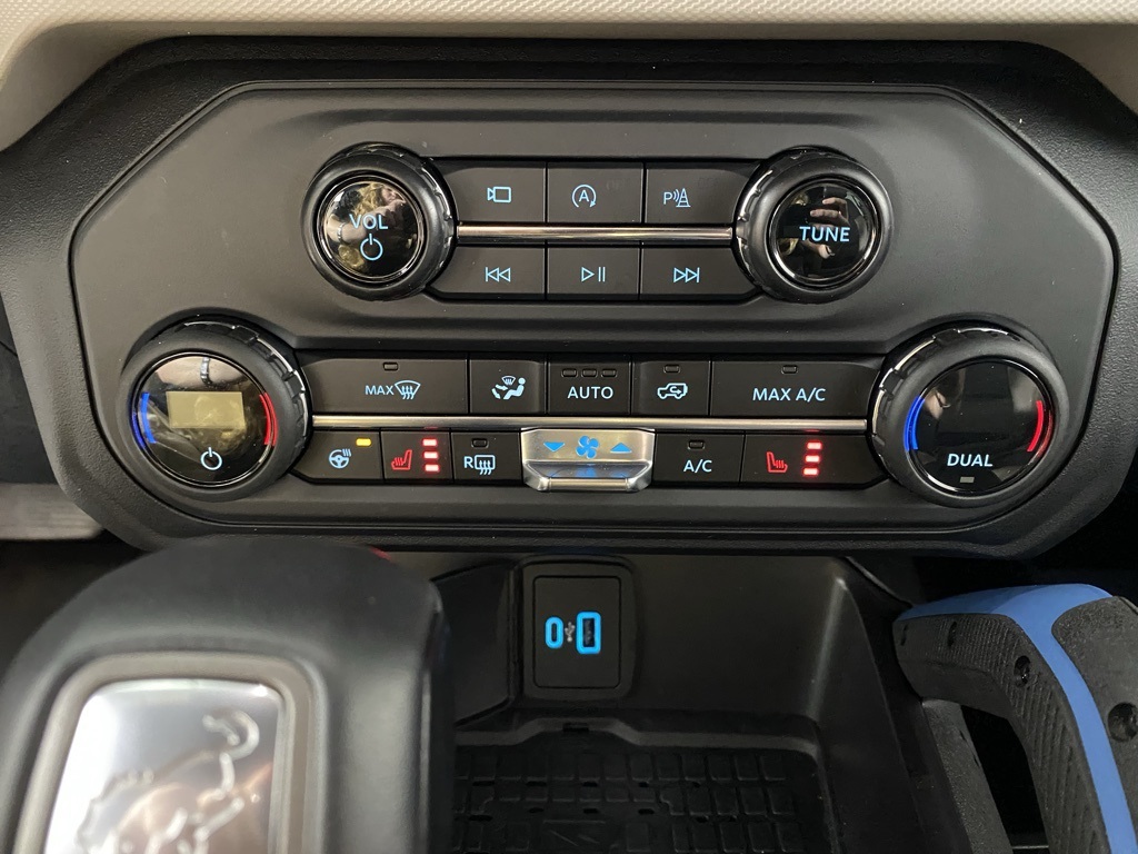 2024 Ford Bronco Wildtrak photo 18