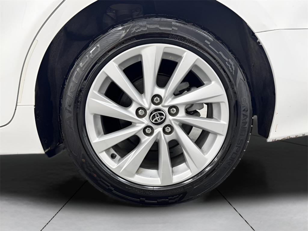 2022 Toyota Camry LE photo 20