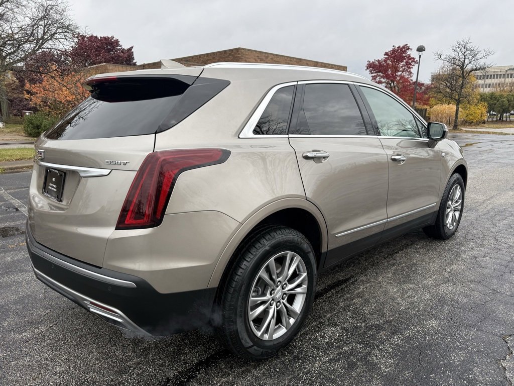 2023 Cadillac XT5 Premium Luxury photo 3