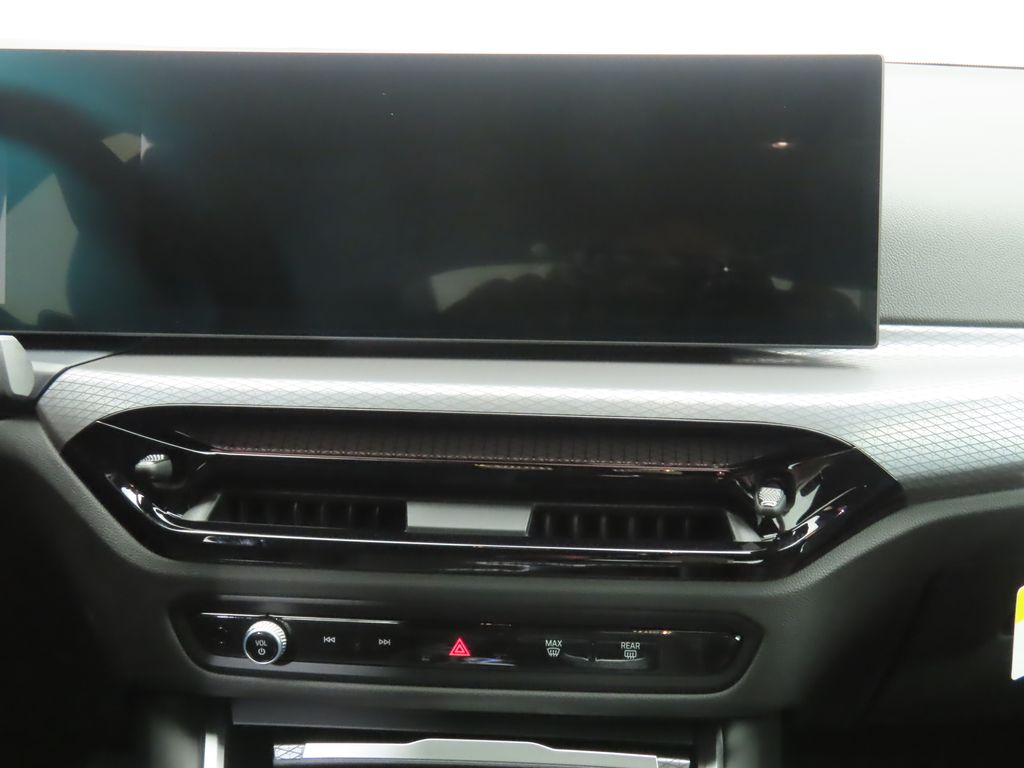 2025 Bmw 330i photo 14