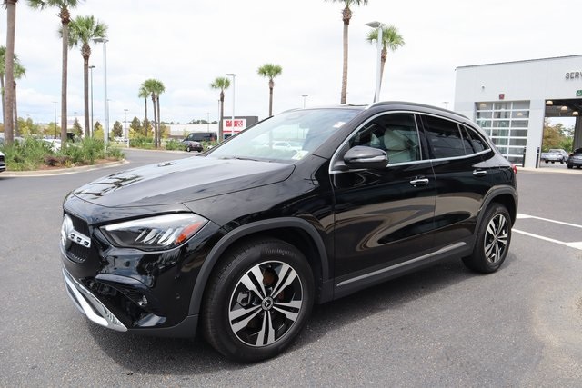 2025 Mercedes Benz GLA 250 photo 3