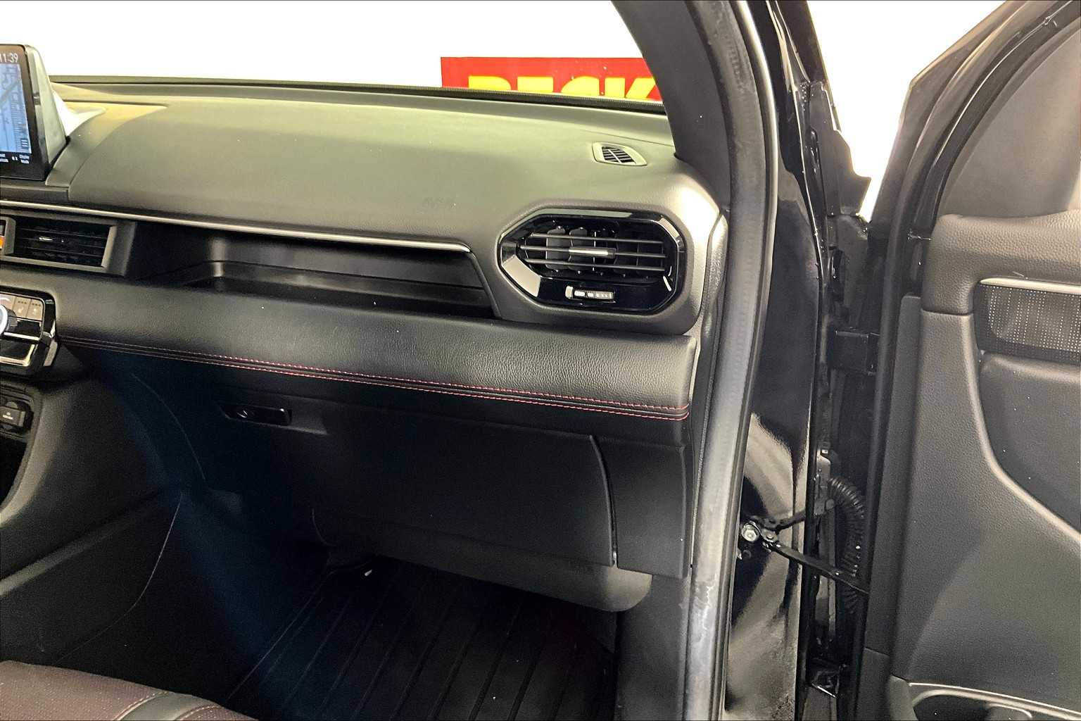 2025 Honda Pilot Black Edition photo 14