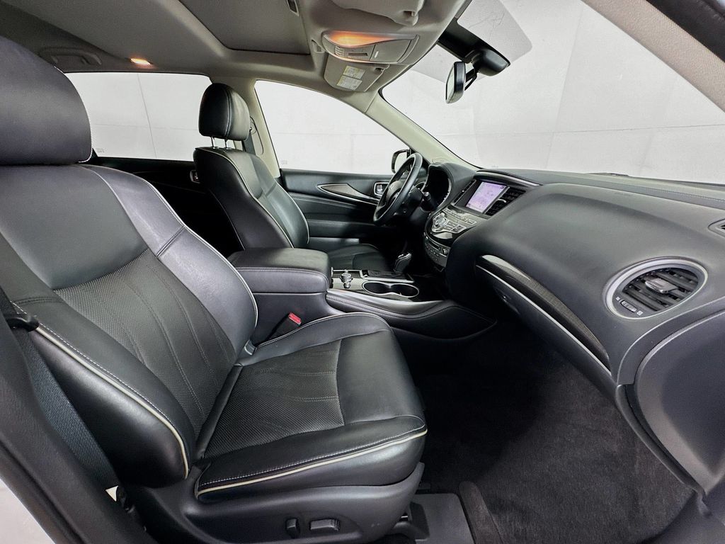 2018 Infiniti QX60 Premium photo 35
