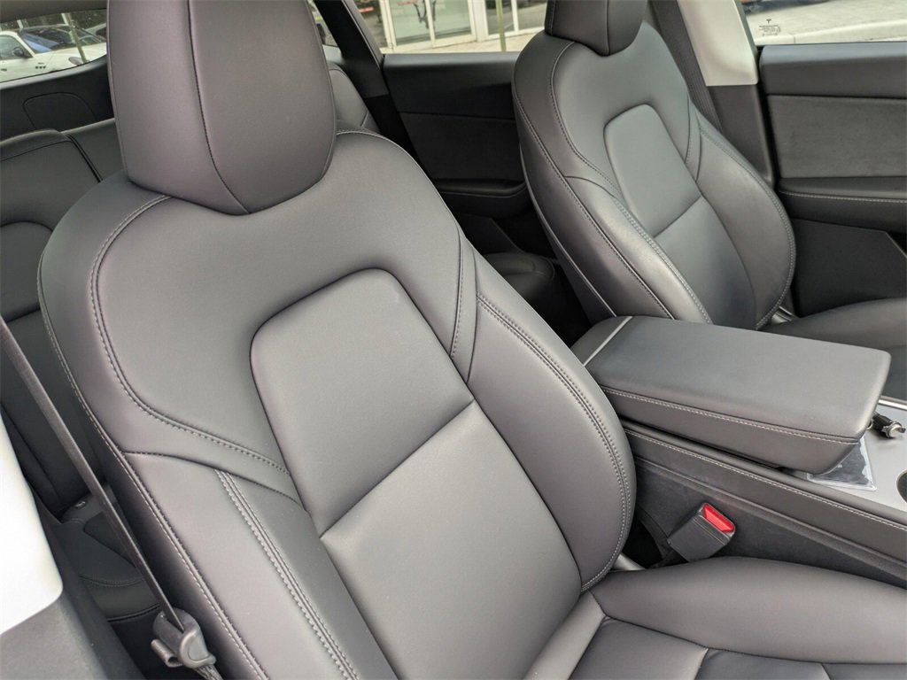 2023 Tesla Model Y Long Range photo 28