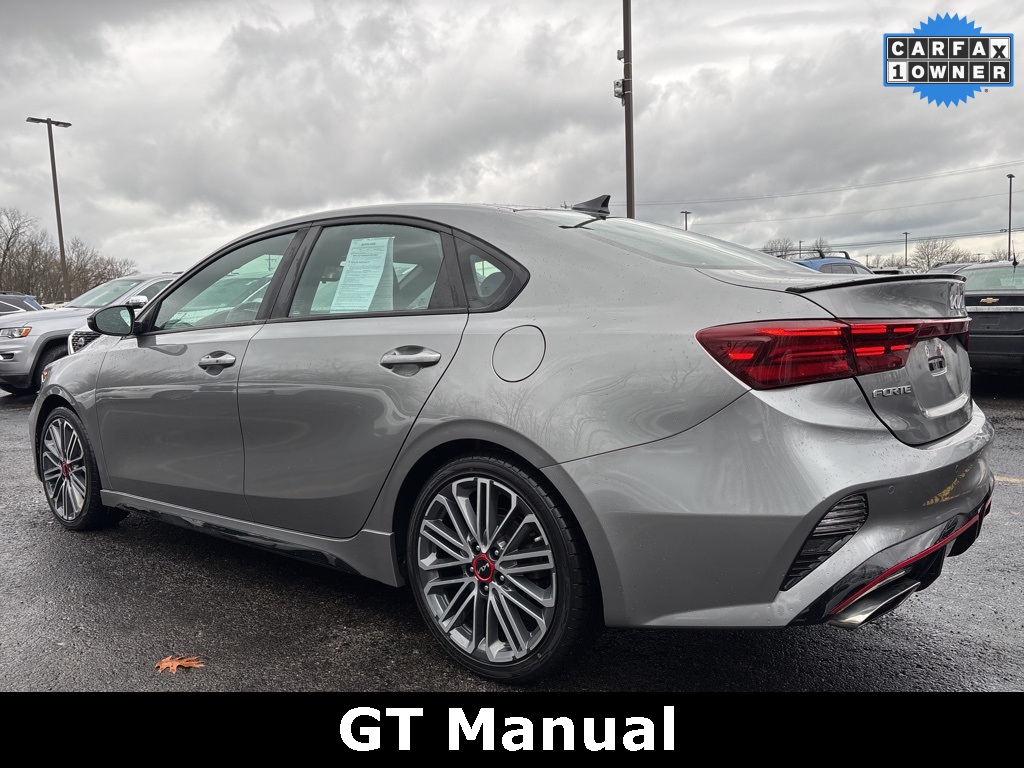 2022 Kia Forte GT photo 2