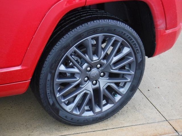 2022 Jeep Compass Limited photo 2