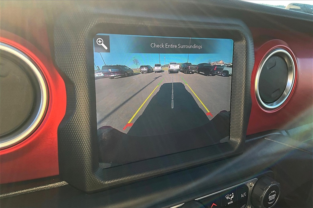 2021 Jeep Gladiator Rubicon photo 22