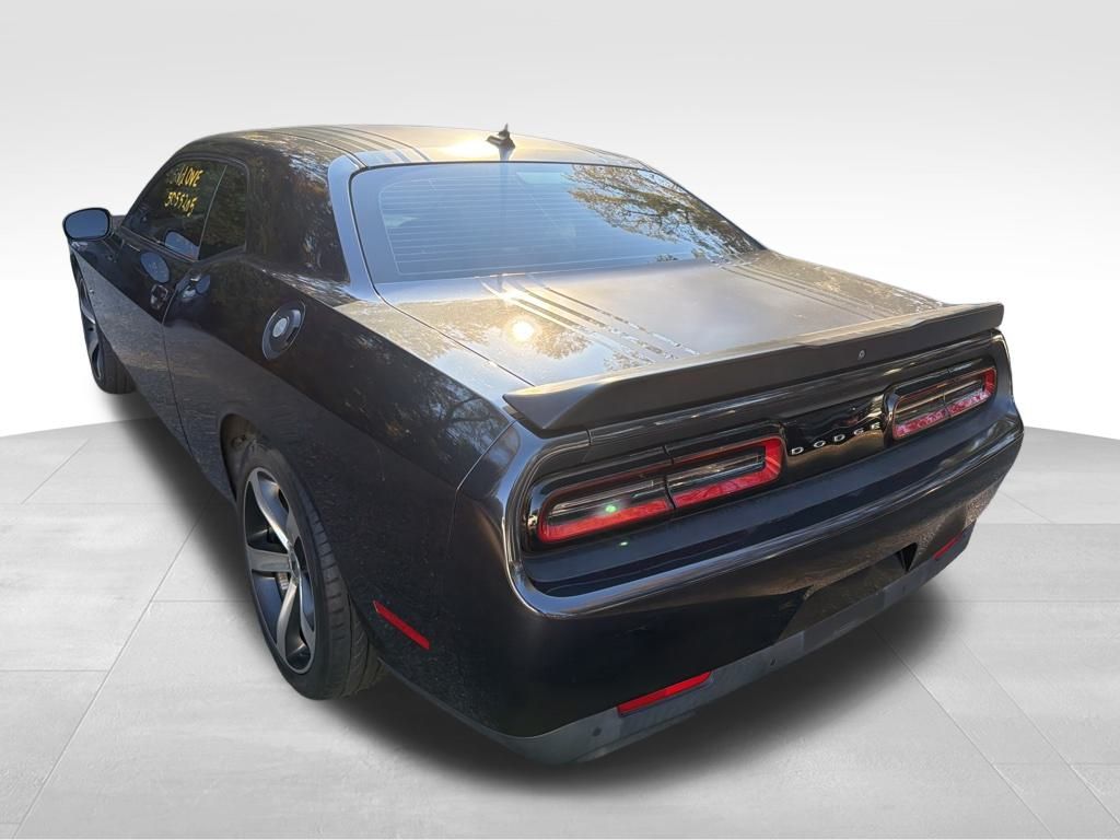 2018 Dodge Challenger R/T photo 4
