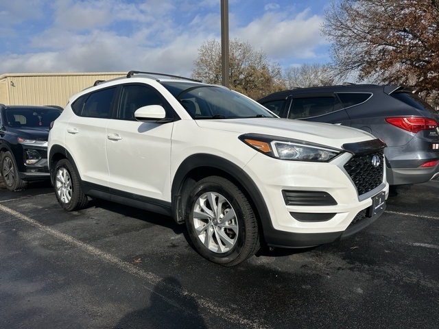 2020 Hyundai Tucson Value photo 2