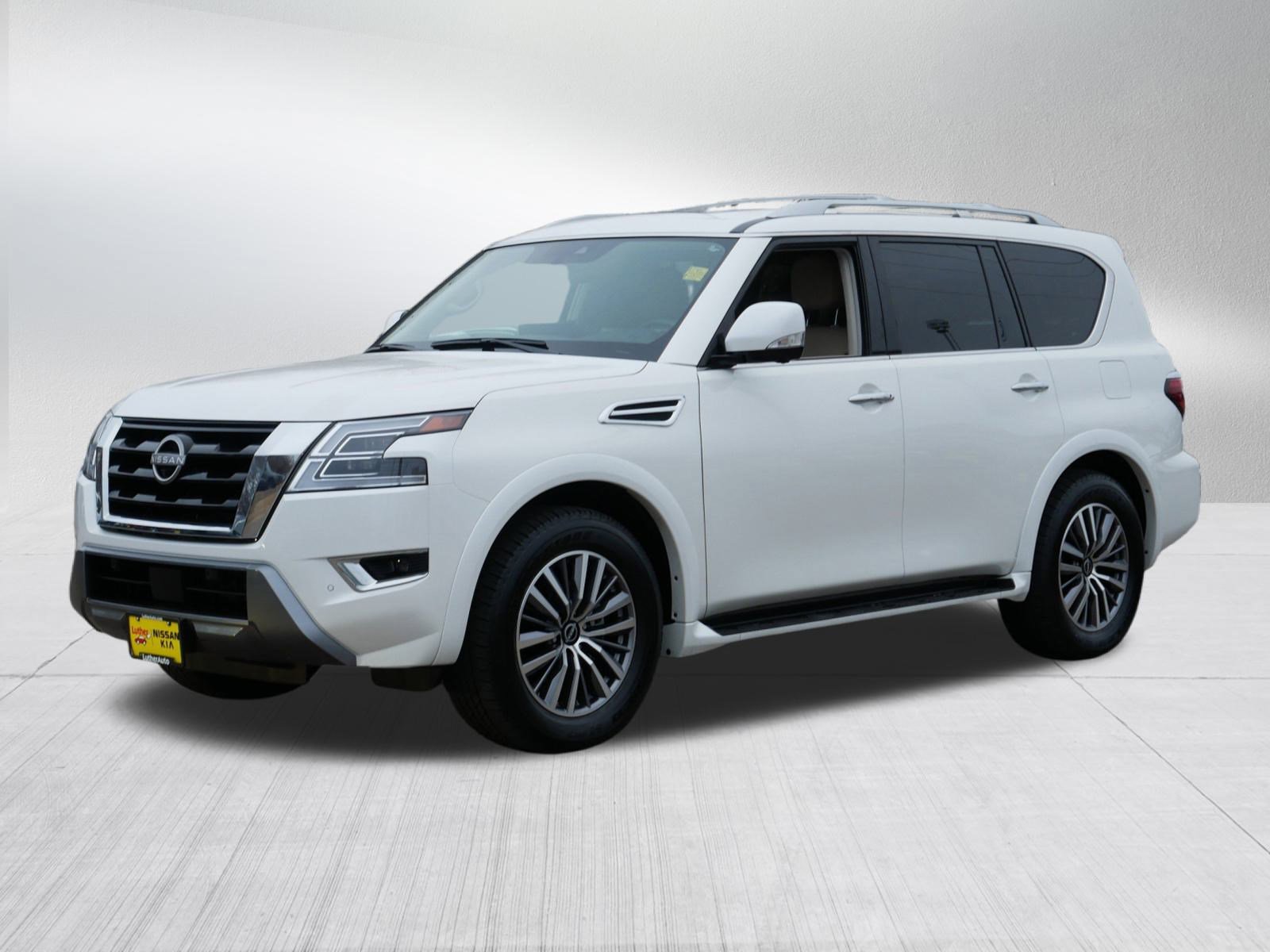 2024 Nissan Armada SL photo 3
