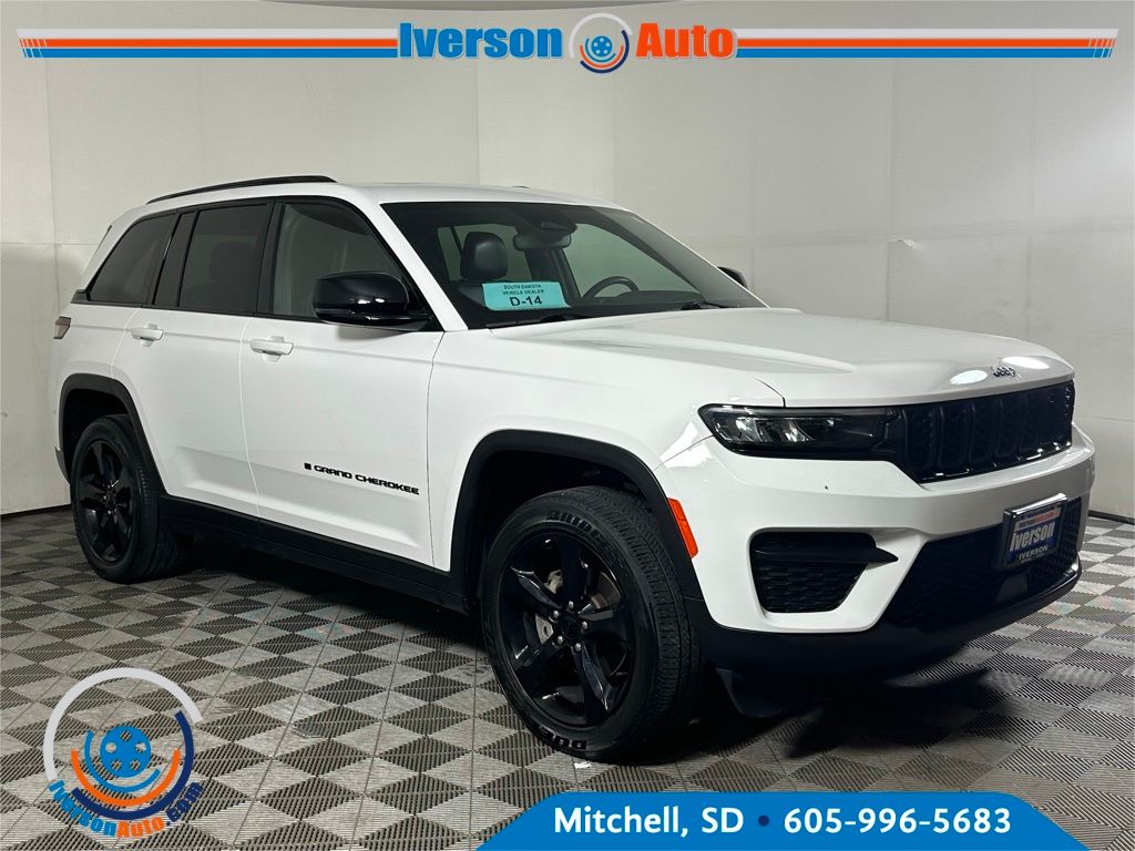 2023 Jeep Grand Cherokee Altitude