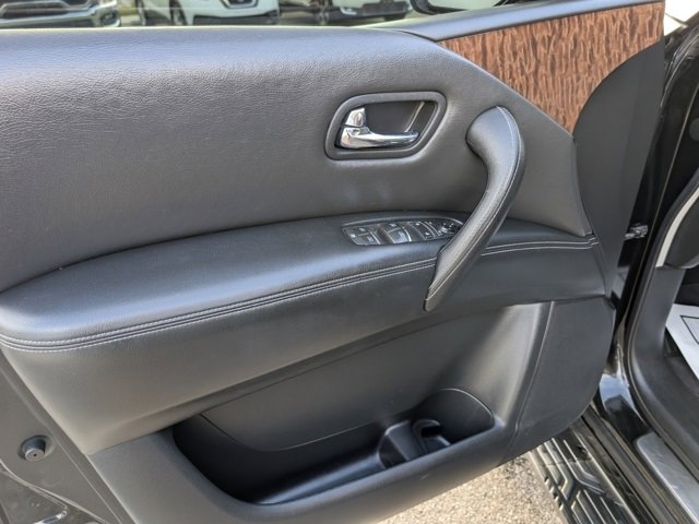 2019 Nissan Armada SV photo 14