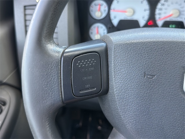 2007 Dodge Ram SLT photo 13