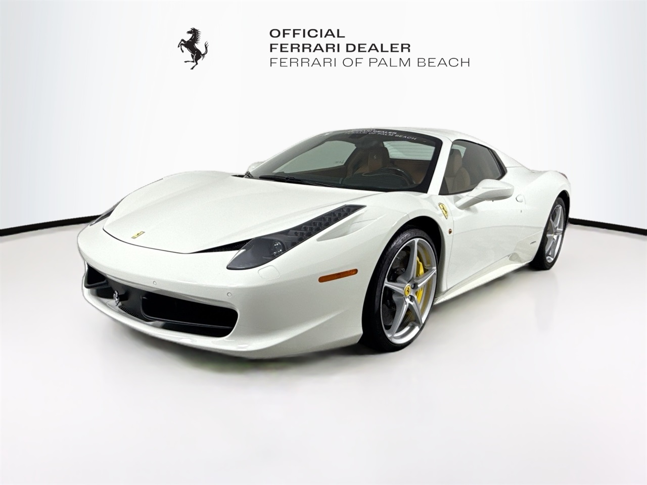 2015 Ferrari 458 Spider Base photo 3