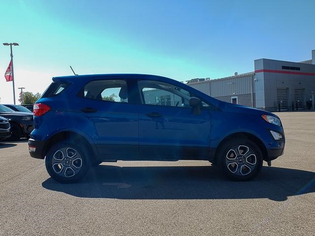 2022 Ford EcoSport S photo 2