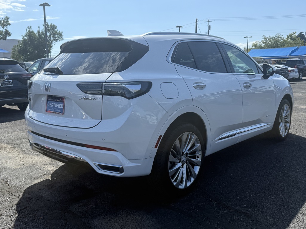 2024 Buick Envision Avenir photo 3