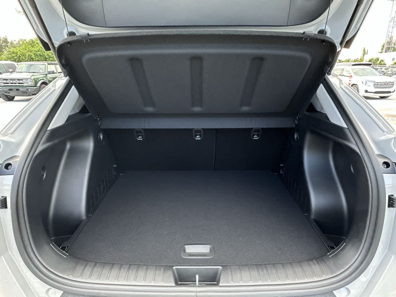 2026 Hyundai Kona SEL photo 25