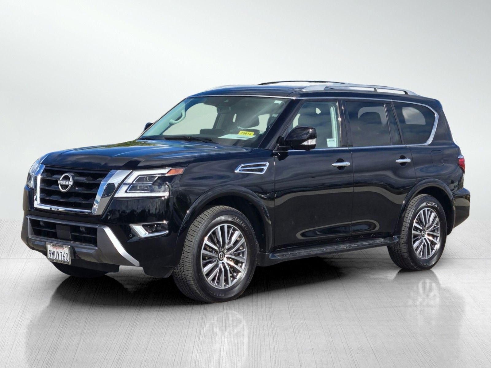 2024 Nissan Armada SL photo 9