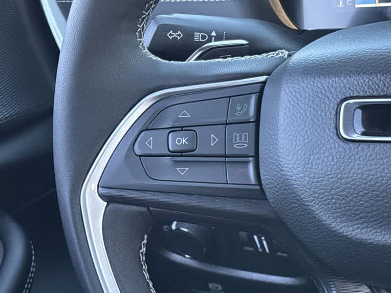 2025 Jeep Grand Cherokee Altitude photo 24