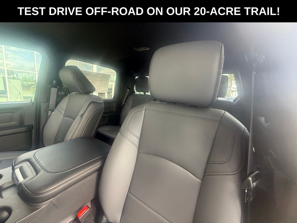2026 Ram 2500 Tradesman photo 21