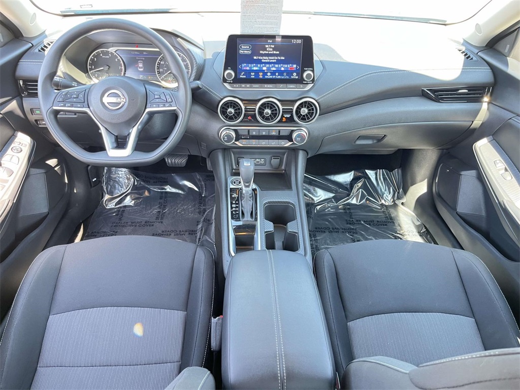 2025 Nissan Sentra SV photo 24