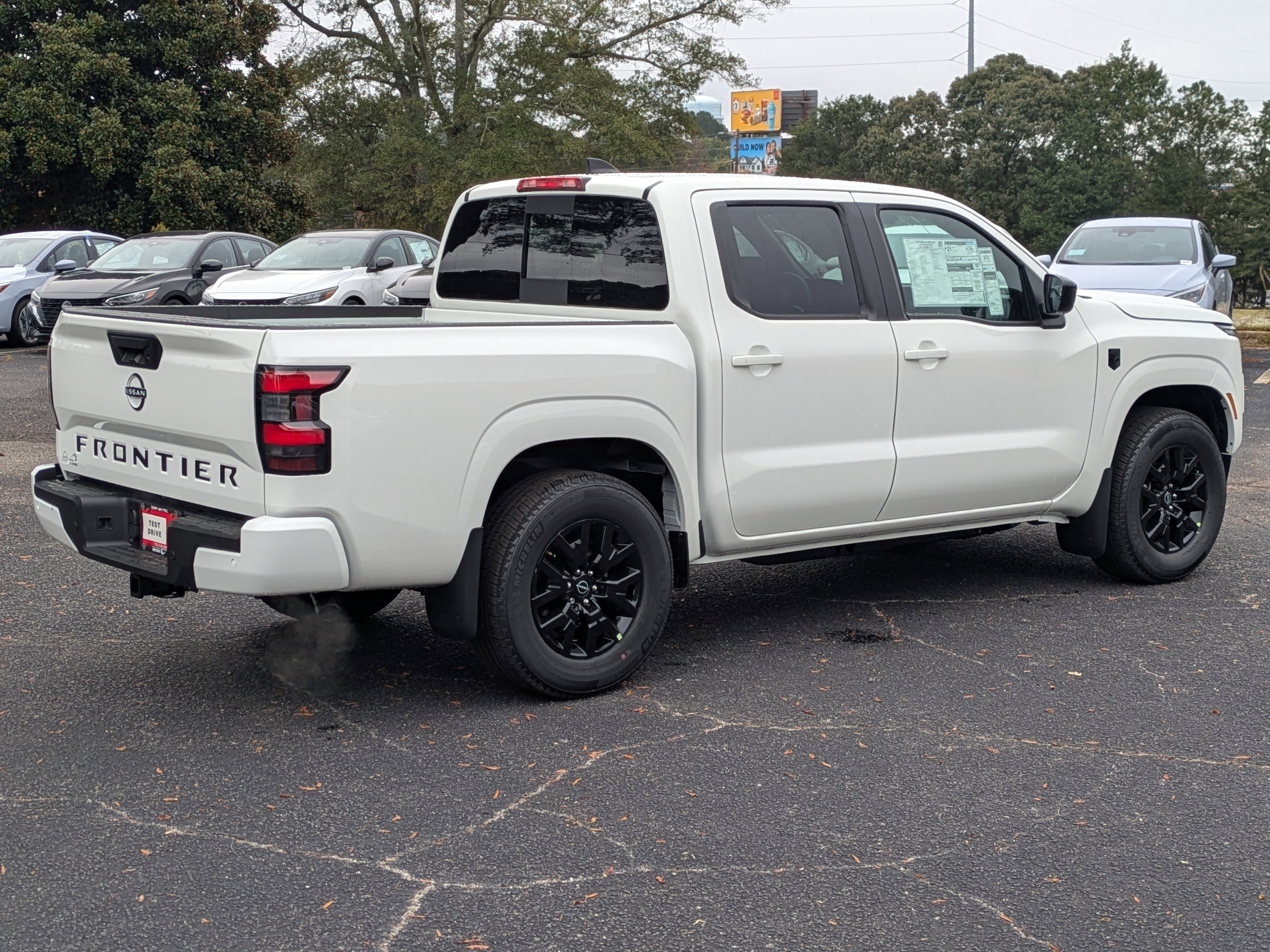 2026 Nissan Frontier SV photo 2