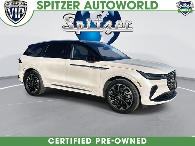 2024 Lincoln Nautilus Reserve's photo