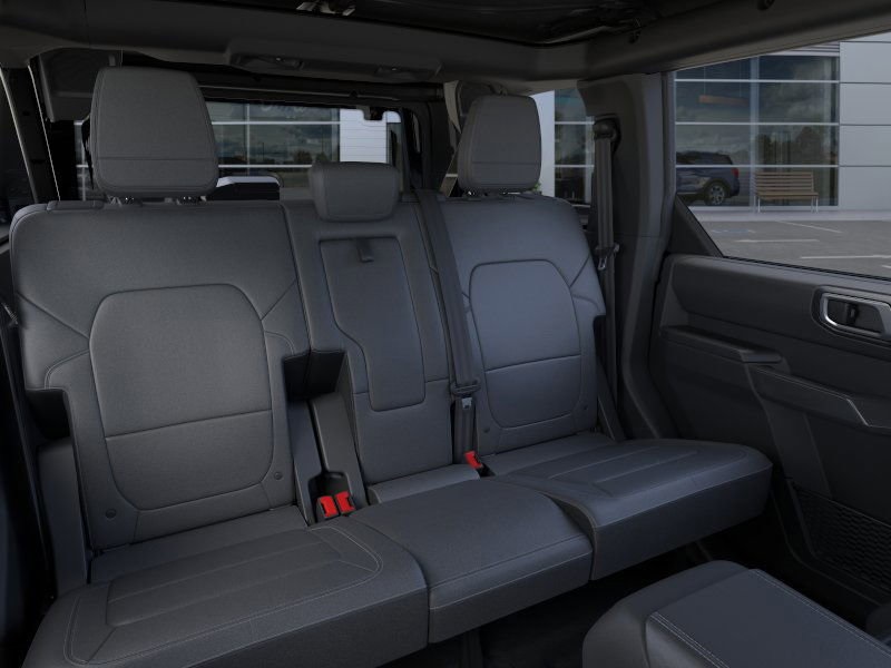 2025 Ford Bronco Outer Banks photo 10