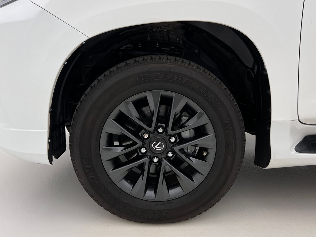 2023 Lexus GX 460 photo 31