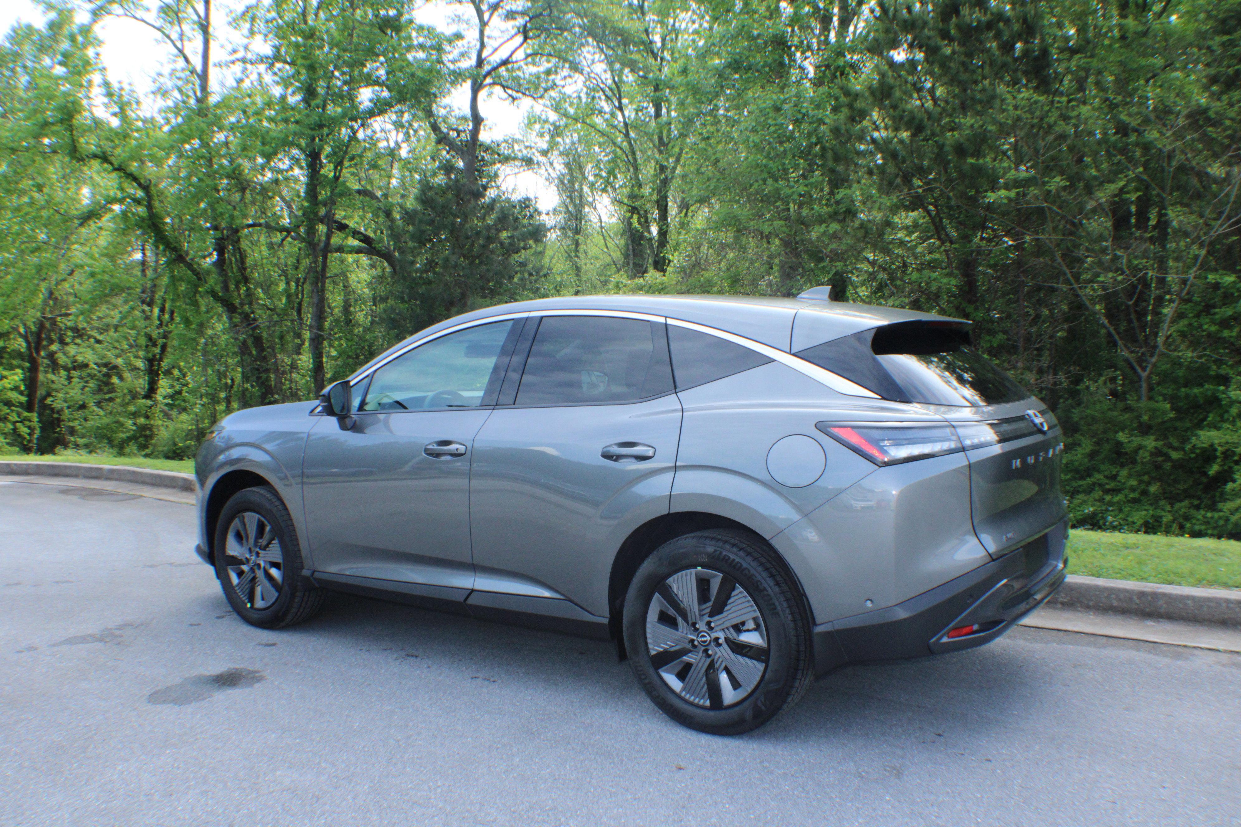 2025 Nissan Murano SL photo 3