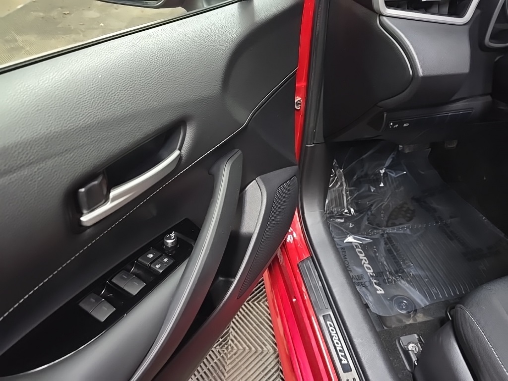 2021 Toyota Corolla SE photo 26