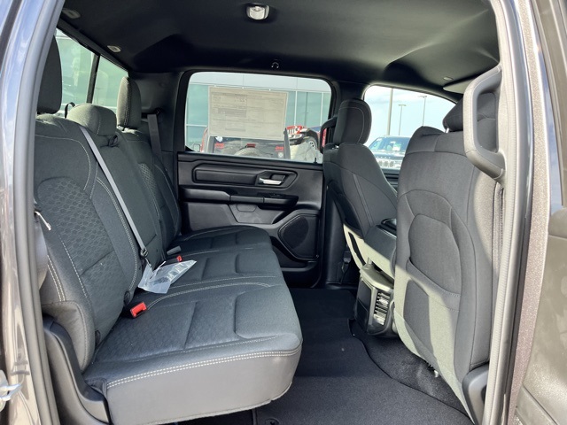 2025 Ram 1500 Tradesman photo 18