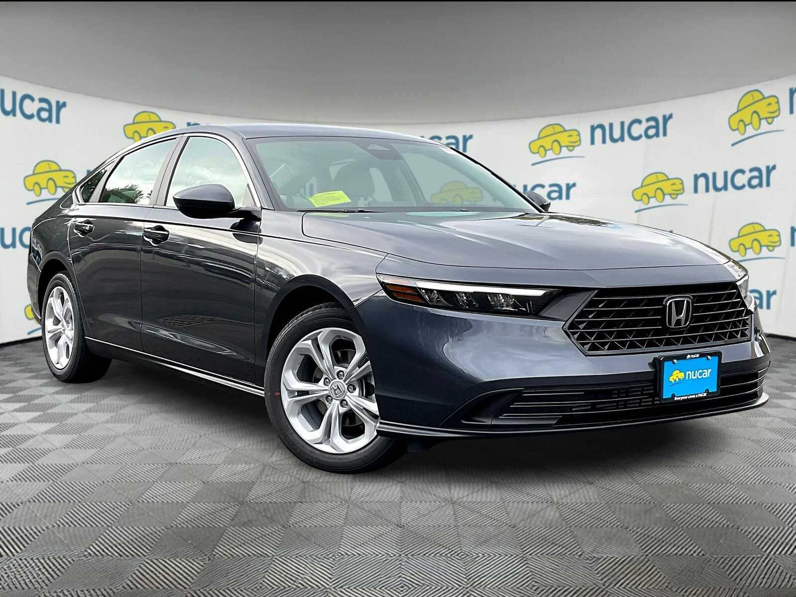 2025 Honda Accord LX's photo