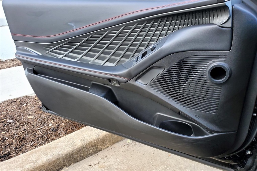 2025 Dodge Charger R/T photo 11