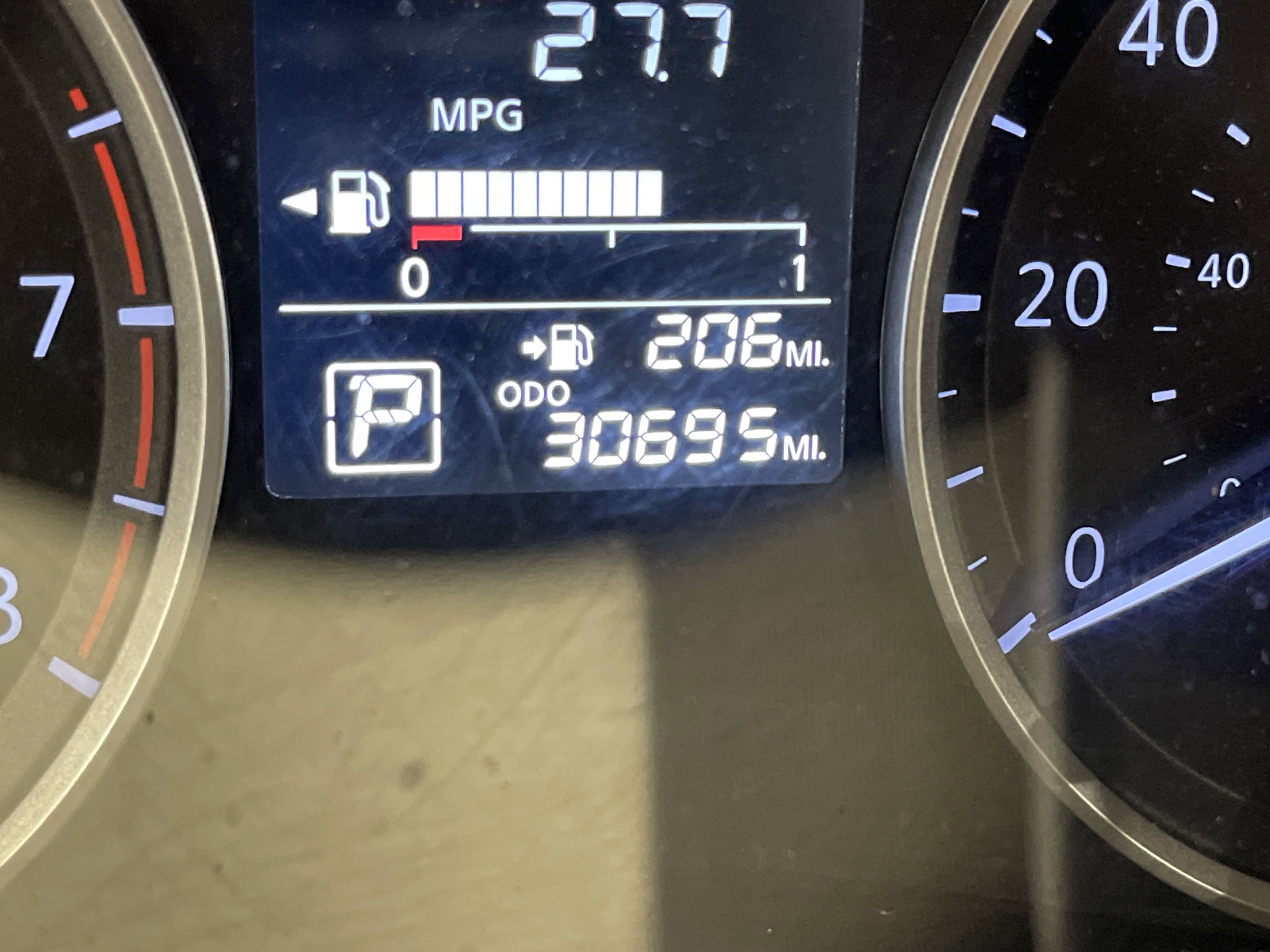 2024 Nissan Versa S photo 18
