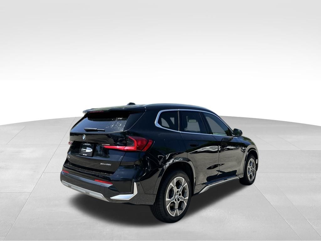 2025 Bmw X1 XDrive28i photo 3
