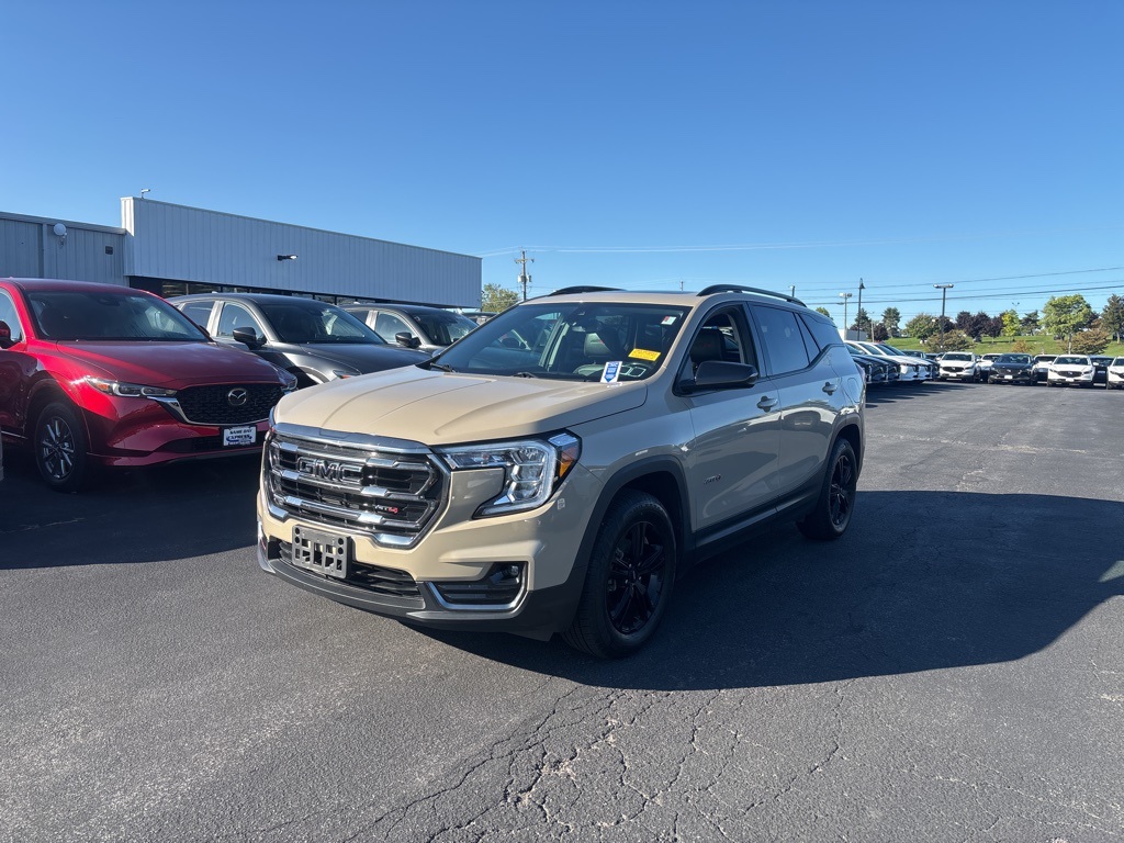 2022 Gmc Terrain AT4 photo 2