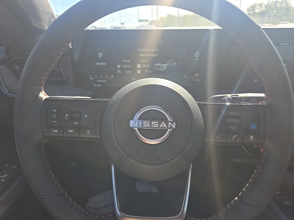 2026 Nissan Kicks SR photo 13
