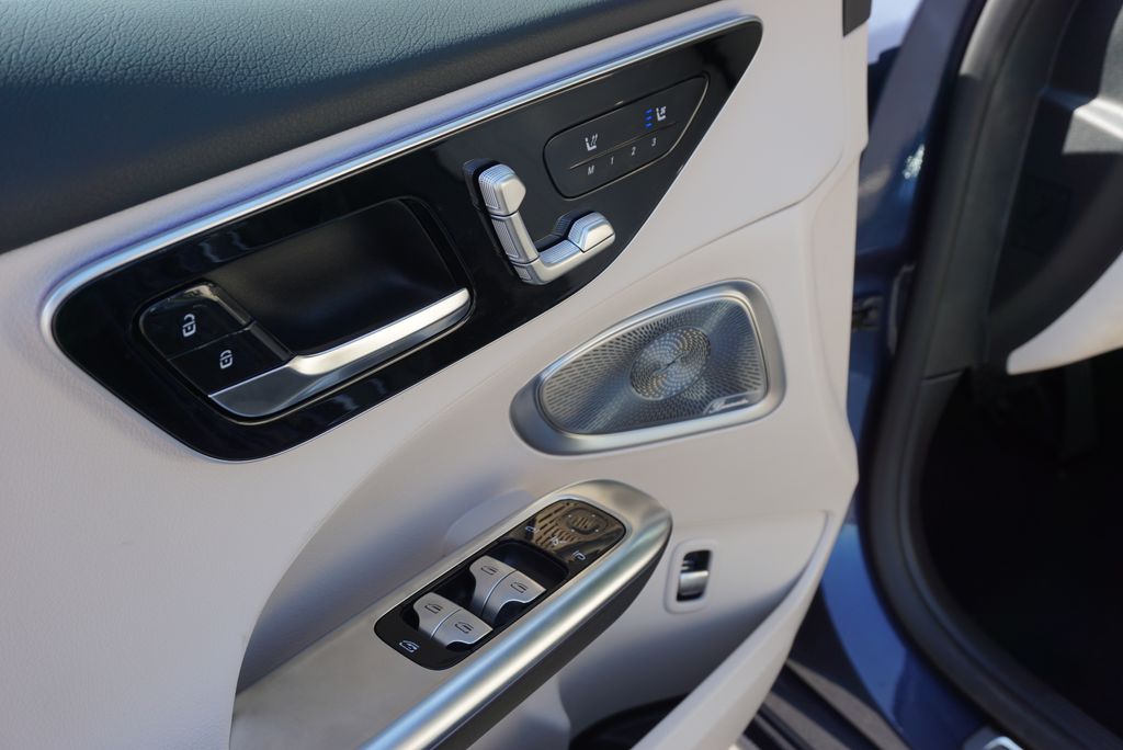 2025 Mercedes Benz C 300 photo 20