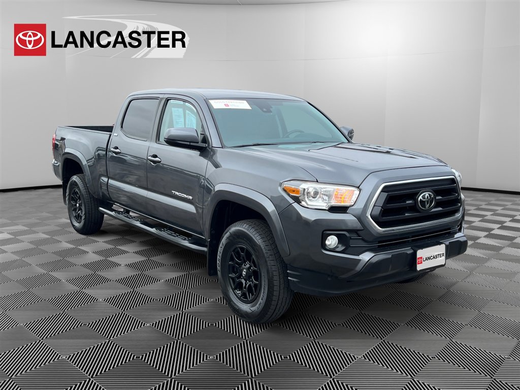 2021 Toyota Tacoma SR5's photo