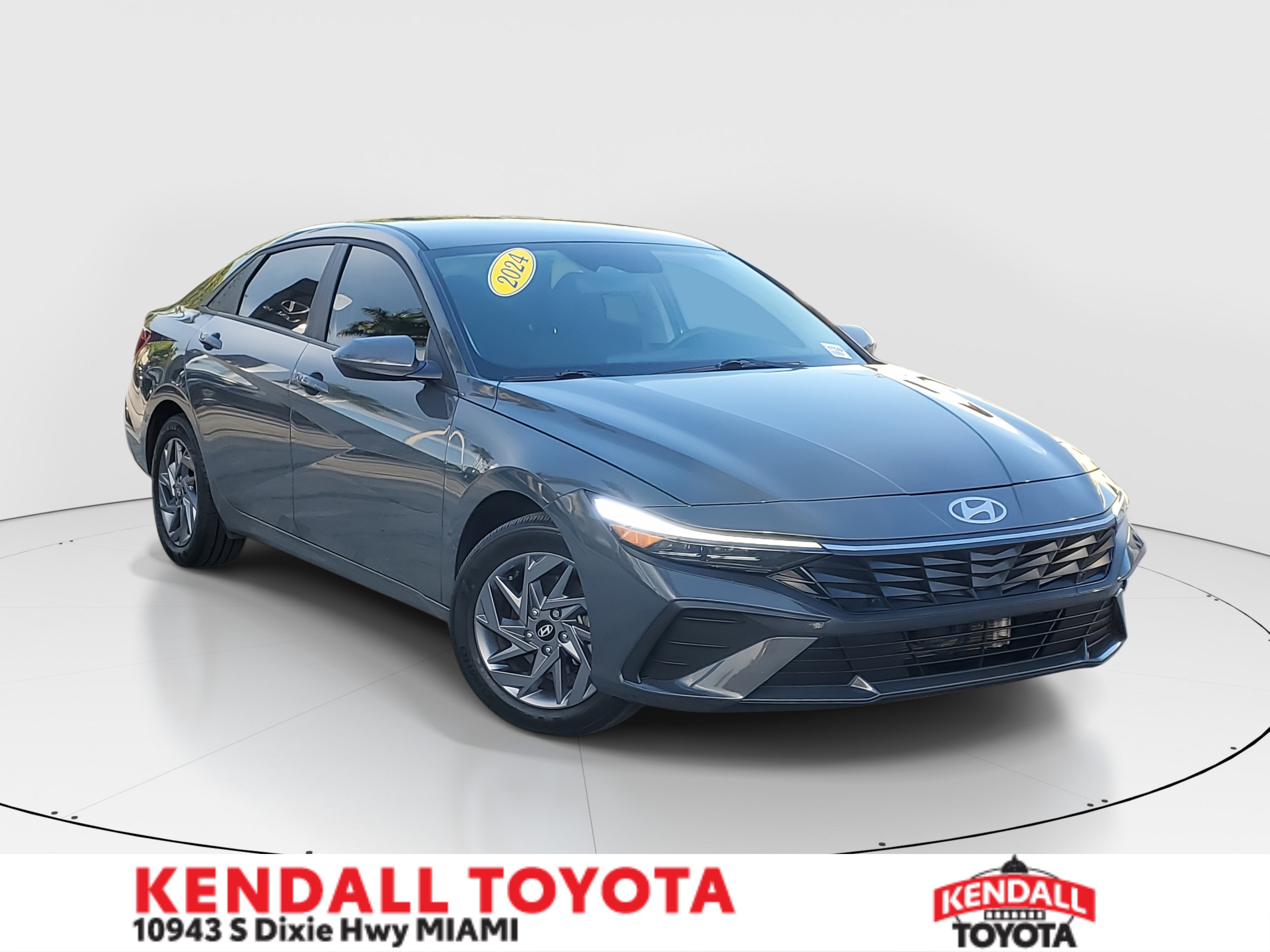 2024 Hyundai Elantra Blue's photo