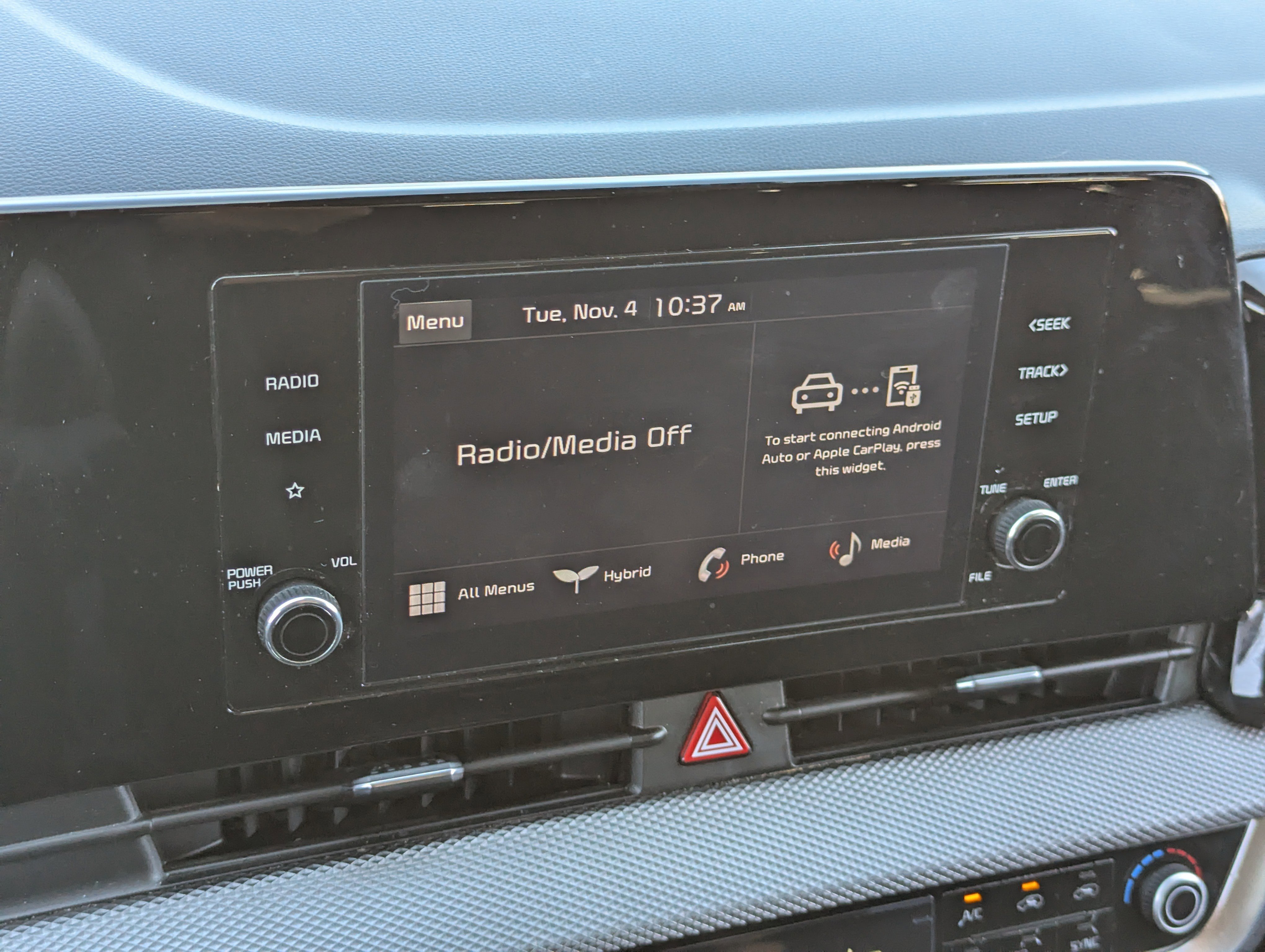 2023 Kia Sportage Hybrid LX photo 3