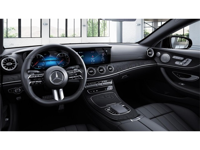 2022 Mercedes Benz E 450 photo 3
