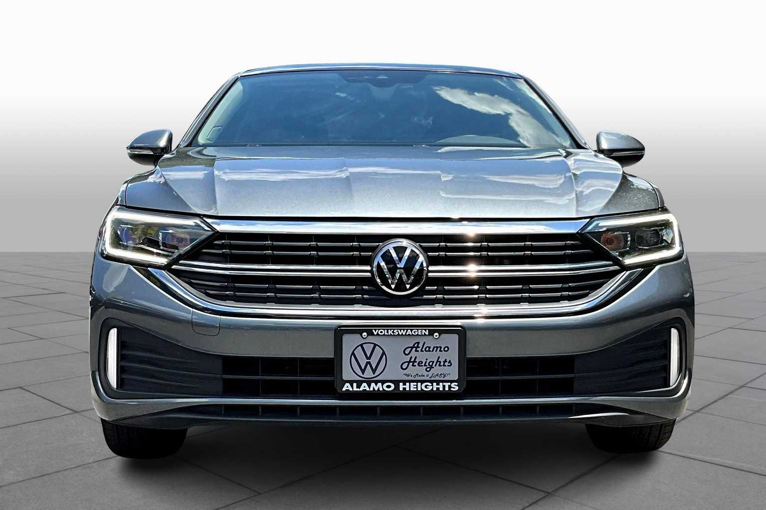 3VWGM7BU5RM053117