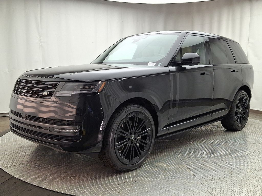 2025 Land Rover Range Rover SE's photo