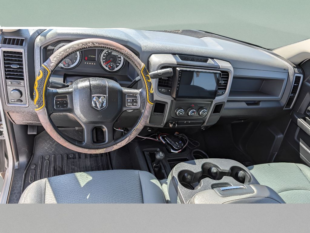 2014 Ram 2500 Tradesman photo 11