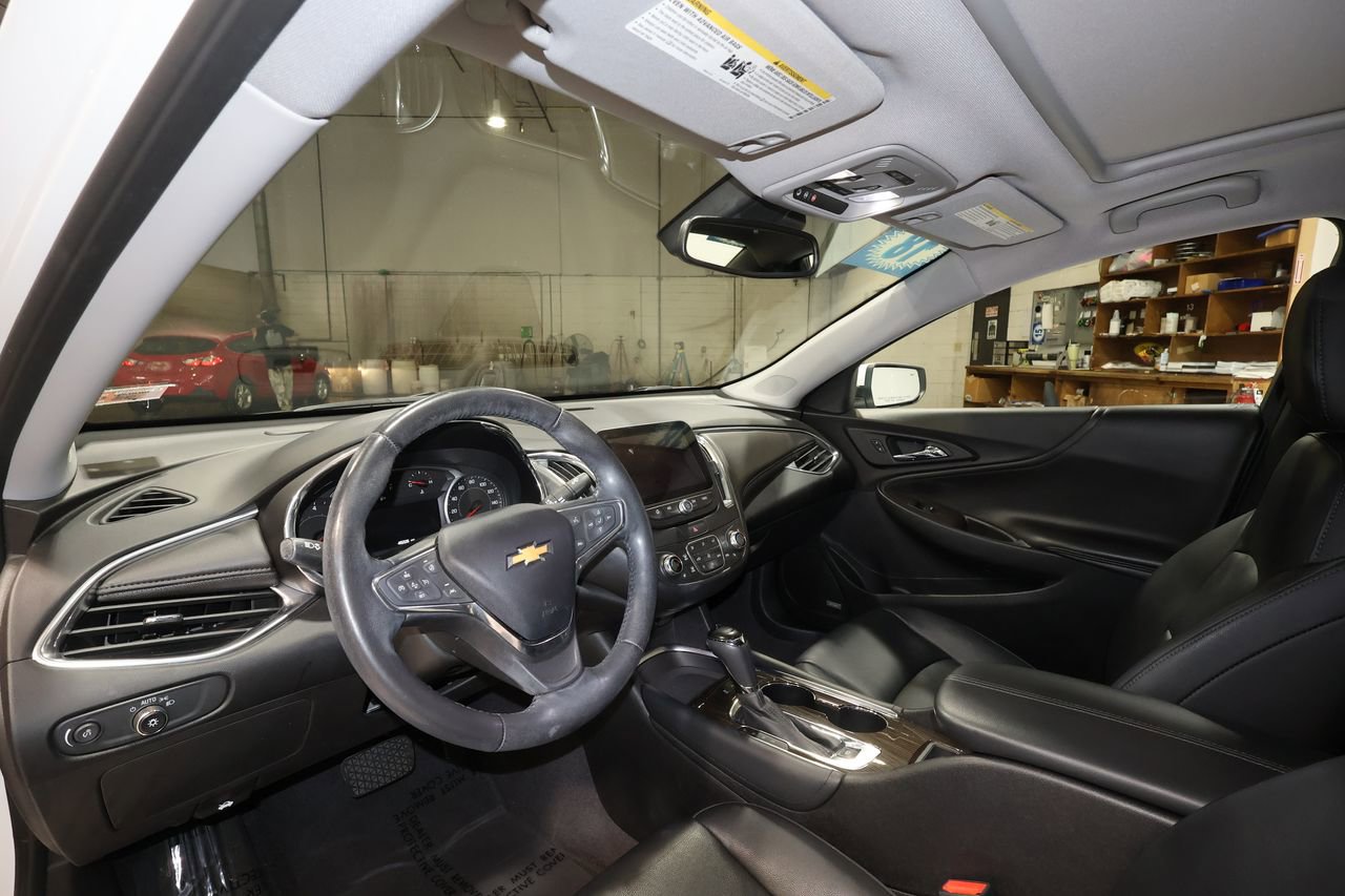2018 Chevrolet Malibu Premier photo 9