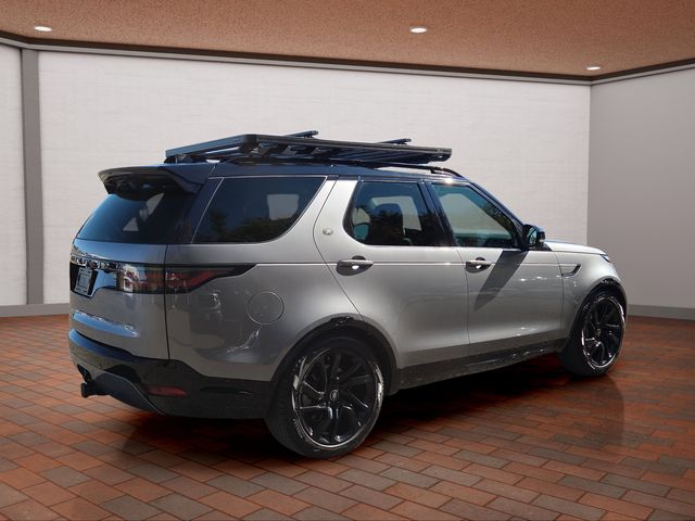 2023 Land Rover Discovery S R-Dynamic photo 3