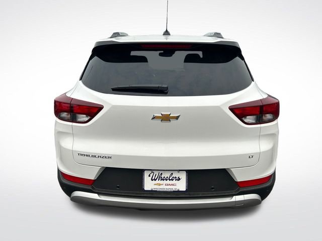 2025 Chevrolet Trailblazer LT photo 4
