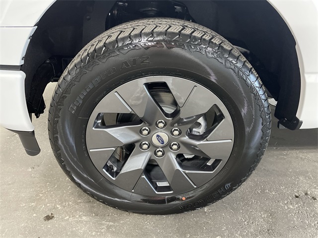 2025 Ford F-150 STX photo 22